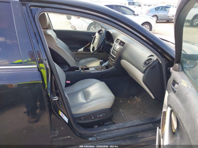 2010 LEXUS IS 250 JTHBF5C20A5123236 Photo 4