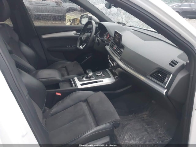 2019 AUDI SQ5 WA1A4AFY4K2079329 Photo 4