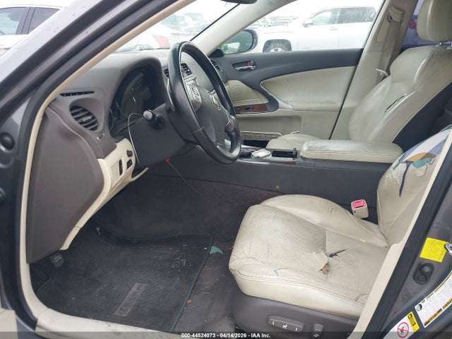 44524073 :رقم المزاد ، JTHBF5C27C5165504 vin ، 2012 Lexus Is 250 مزاد بيع