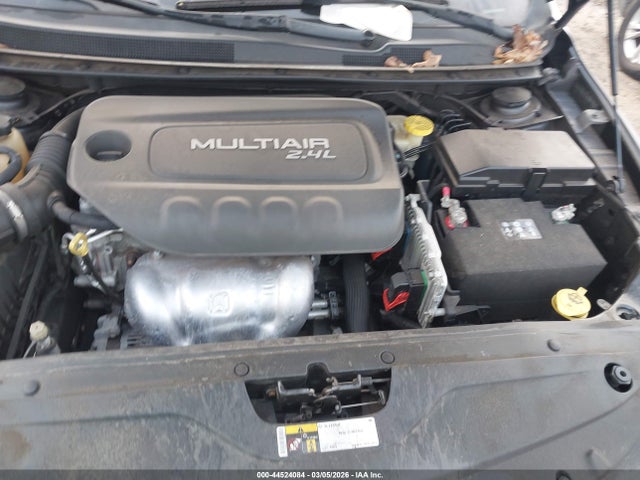 44524084 :رقم المزاد ، 1C3CCCAB3FN755441 vin ، 2015 Chrysler 200 Limited مزاد بيع