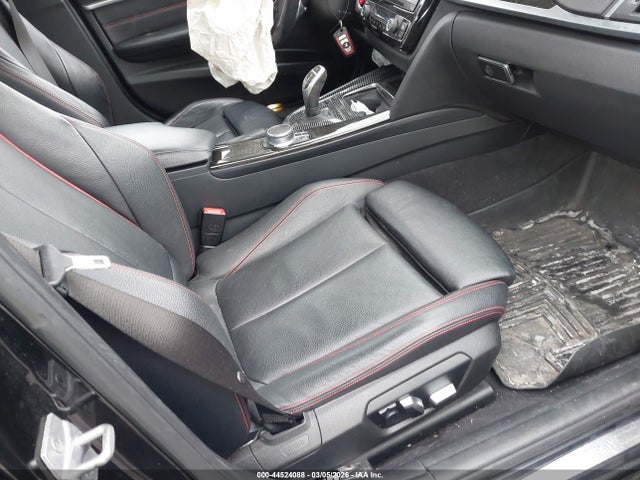 WBA8D9G34HNU63198 BMW 330i Xdrive
