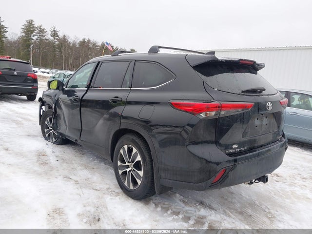 5TDHZRBH1LS037026 Toyota Highlander Xle