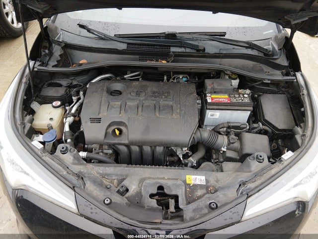 44524118 :رقم المزاد ، NMTKHMBX3JR008819 vin ، 2018 Toyota C-hr Xle مزاد بيع