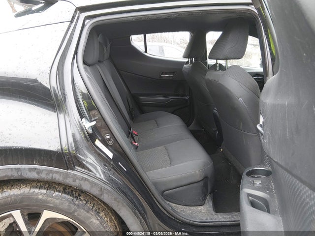 44524118 :رقم المزاد ، NMTKHMBX3JR008819 vin ، 2018 Toyota C-hr Xle مزاد بيع
