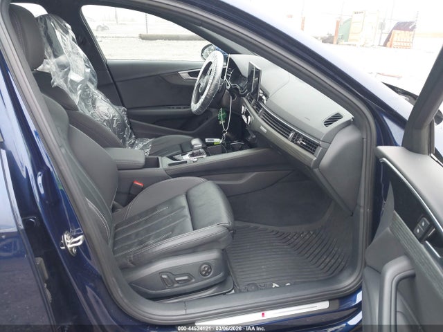 Продажа на аукционе авто 2021 Audi A4 Premium 45 Tfsi S Line Quattro S Tronic, vin: WAUDAAF47MA022671, номер лота: 44524121