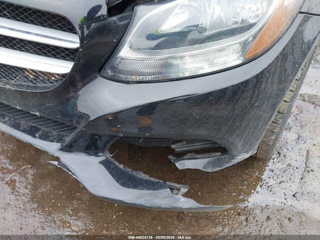 Aukcja sprzedaży 2018 Mercedes-benz C 300 4matic, vin: 55SWF4KB7JU271606, numer aukcji: 44524129