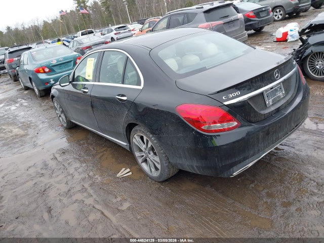 Aukcja sprzedaży 2018 Mercedes-benz C 300 4matic, vin: 55SWF4KB7JU271606, numer aukcji: 44524129