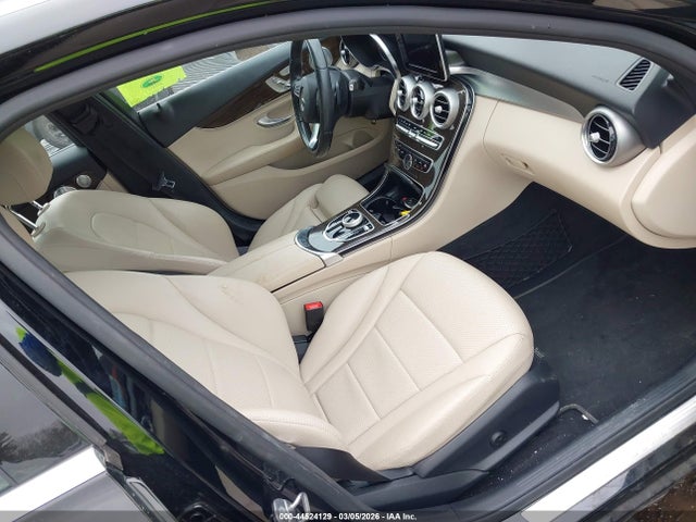Aukcja sprzedaży 2018 Mercedes-benz C 300 4matic, vin: 55SWF4KB7JU271606, numer aukcji: 44524129