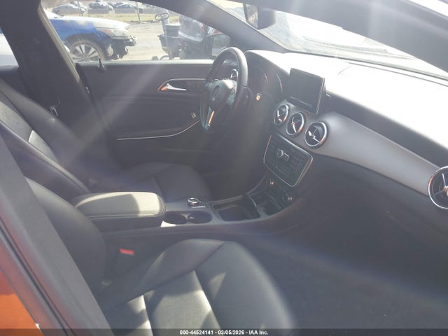 2014 Mercedes-benz Cla 250 მანქანა იყიდება აუქციონზე, vin: WDDSJ4EB6EN037500, აუქციონის ნომერი: 44524141