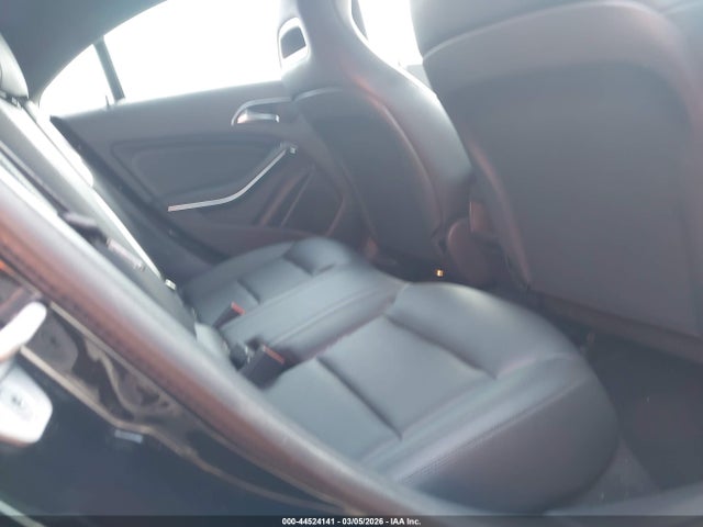 2014 Mercedes-benz Cla 250 მანქანა იყიდება აუქციონზე, vin: WDDSJ4EB6EN037500, აუქციონის ნომერი: 44524141