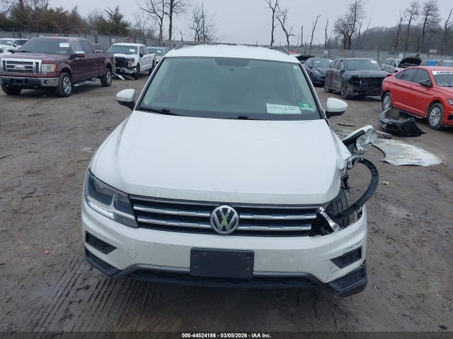 Продаж на аукціоні авто 2018 Volkswagen Tiguan 2.0t S, vin: 3VV1B7AX6JM084697, номер лоту: 44524186