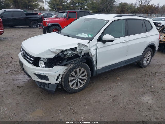 Продаж на аукціоні авто 2018 Volkswagen Tiguan 2.0t S, vin: 3VV1B7AX6JM084697, номер лоту: 44524186