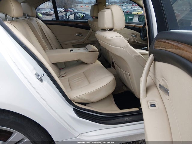 2010 BMW 528I WBANV1C55AC157248 Photo 7