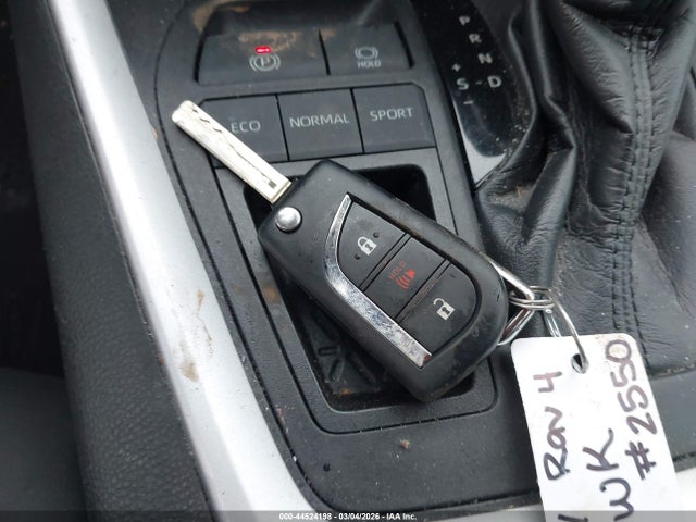 Toyota RAV4 LE 2021 2T3H1RFV6MC122503 Image 11