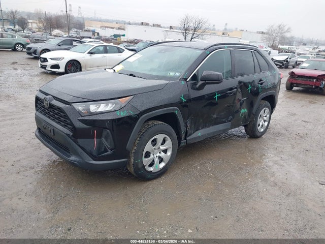 Toyota RAV4 LE 2021 2T3H1RFV6MC122503 Image 2