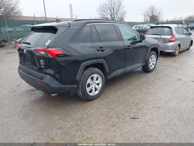 Toyota RAV4 LE 2021 2T3H1RFV6MC122503 Image 4
