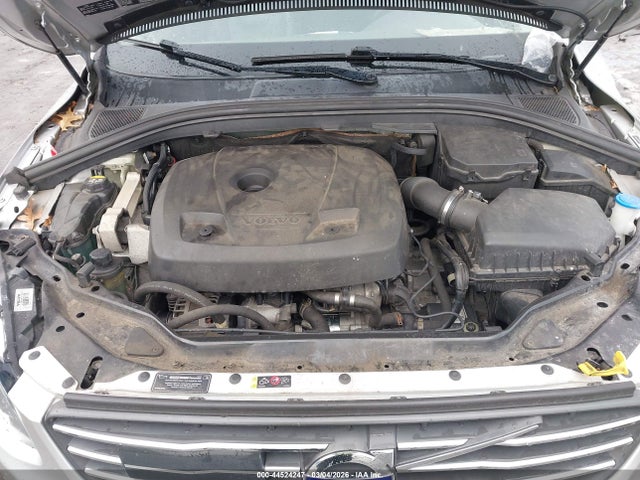 2017 VOLVO XC60 YV440MRU4H2142962 Photo 9