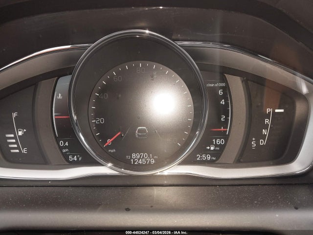 2017 VOLVO XC60 YV440MRU4H2142962 Photo 6