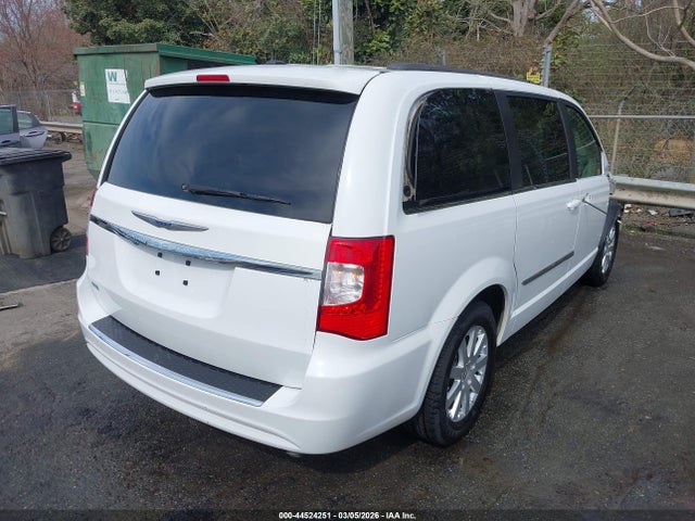 2016 Chrysler Town & Country Touring მანქანა იყიდება აუქციონზე, vin: 2C4RC1BGXGR289063, აუქციონის ნომერი: 44524251