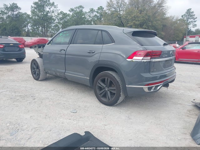 2021 VOLKSWAGEN ATLAS CROSS SPORT 1V2PE2CA4MC221393 Photo 2