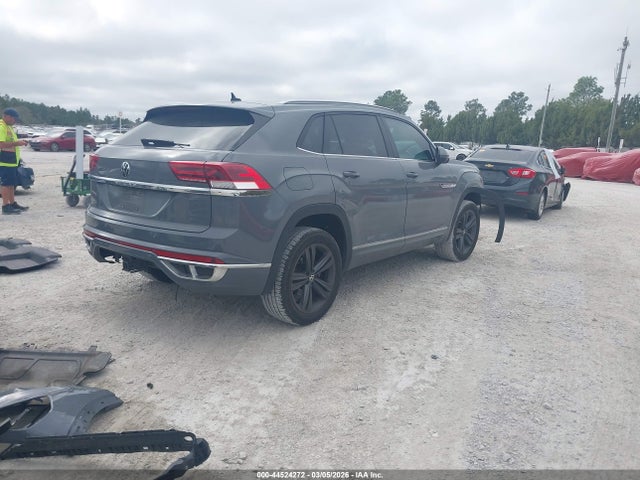 2021 VOLKSWAGEN ATLAS CROSS SPORT 1V2PE2CA4MC221393 Photo 3