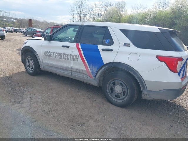 2021 FORD POLICE INTERCEPTOR UTILITY 1FM5K8AB3MGA19164 Photo 2
