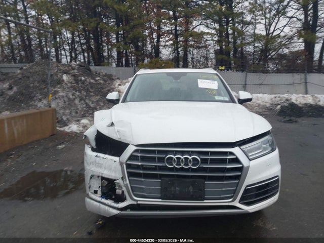 Продажа на аукционе авто 2018 Audi Q5 2.0t Premium/2.0t Tech Premium, vin: WA1ANAFY1J2213967, номер лота: 44524320