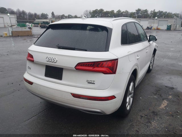 2018 AUDI Q5 WA1ANAFY1J2213967 Photo 3