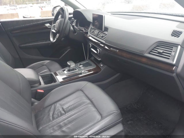 2018 AUDI Q5 WA1ANAFY1J2213967 Photo 4