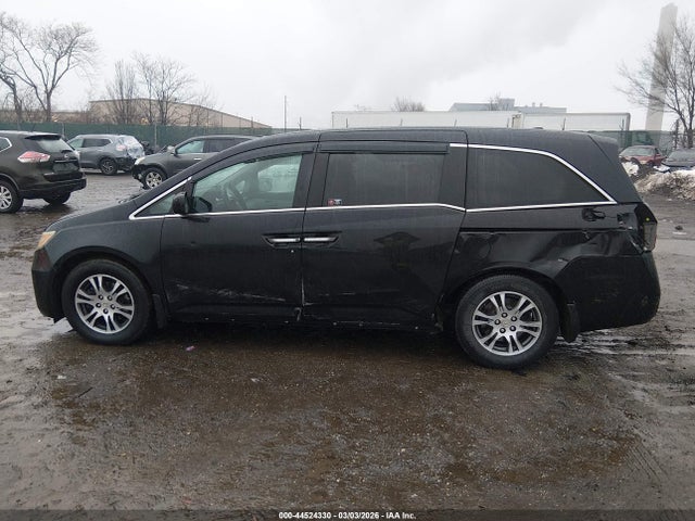 Продажа на аукционе авто 2013 Honda Odyssey Ex-l, vin: 5FNRL5H6XDB025032, номер лота: 44524330