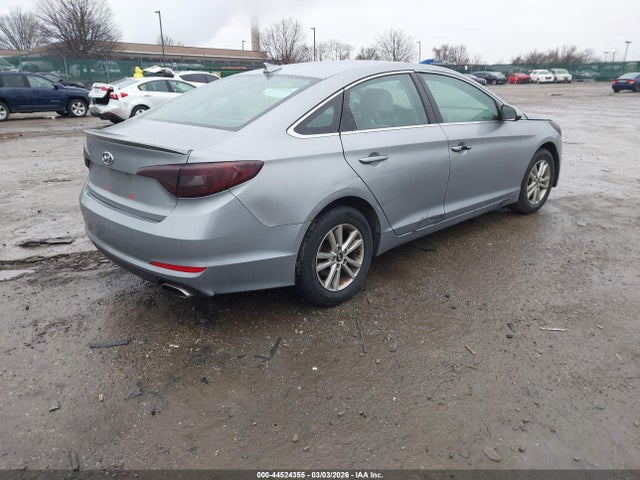 Hyundai SONATA SE 2015 5NPE24AF2FH081220 Image 4