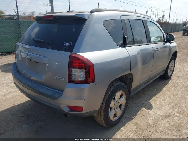 Jeep Compass Latitude 2016 1C4NJCEA8GD665978 Image 4