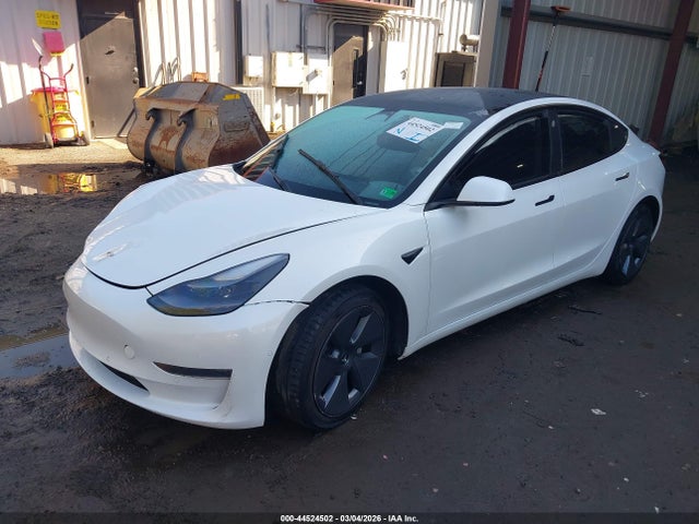 44524502 :رقم المزاد ، 5YJ3E1EA4NF376604 vin ، 2022 Tesla Model 3 Rear-wheel Drive مزاد بيع