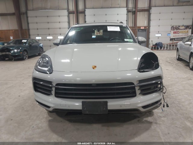 Porsche Cayenne Platinum Edition 2023 WP1AA2AY7PDA00371 Image 12