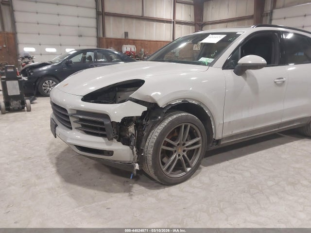 Porsche Cayenne Platinum Edition 2023 WP1AA2AY7PDA00371 Image 6