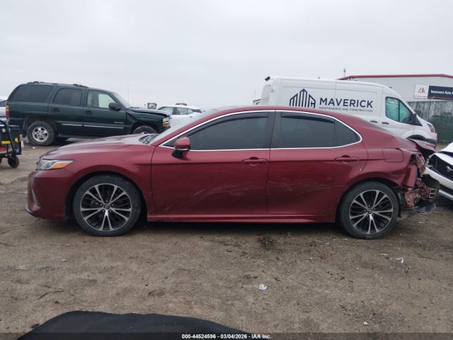 4T1B11HK5JU648781 Toyota CAMRY SE