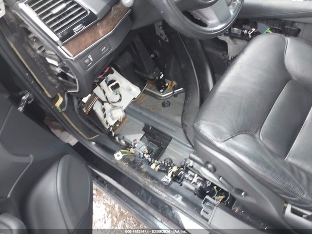 YV4A22PK6G1060674 Volvo Xc90 T6 Momentum