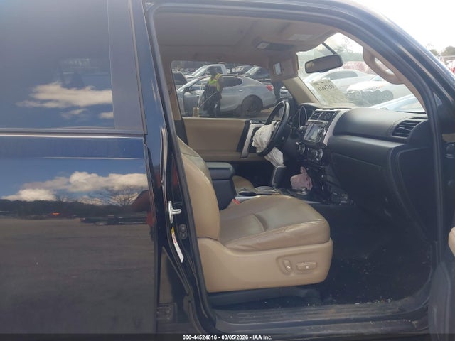 44524616 :رقم المزاد ، JTEBU5JRXB5069478 vin ، 2011 Toyota 4runner Limited V6 مزاد بيع