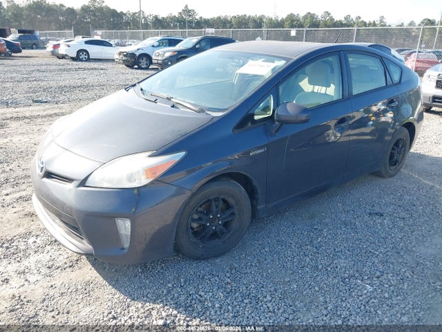 JTDKN3DU4F1953094 Toyota Prius Two