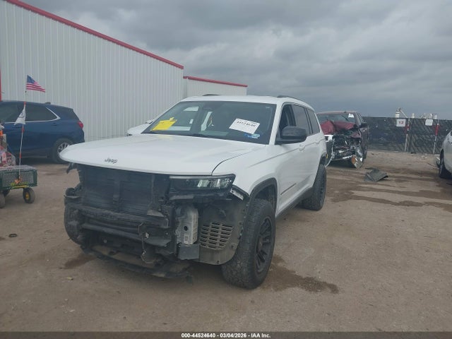 44524640 :رقم المزاد ، 1C4RJKAG0P8739134 vin ، 2023 Jeep Grand Cherokee L Laredo 4x4 مزاد بيع