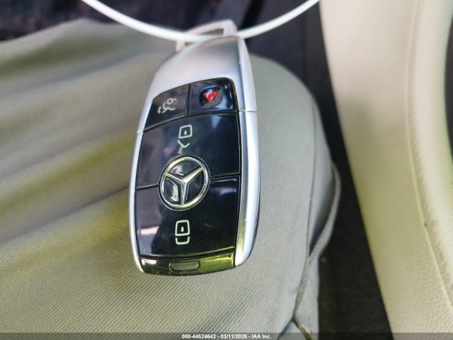 2017 MERCEDES-BENZ E 300 WDDZF4KB5HA205272 Photo 10