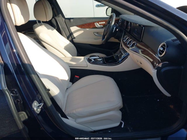 2017 MERCEDES-BENZ E 300 WDDZF4KB5HA205272 Photo 4