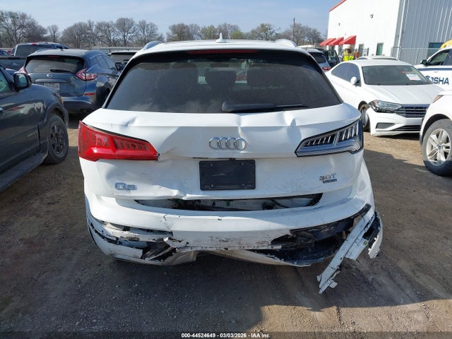 44524649 :رقم المزاد ، WA1BNAFY5J2049207 vin ، 2018 Audi Q5 مزاد بيع