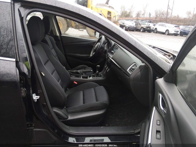 JM1GJ1U65F1163830 Mazda Mazda6 I Sport