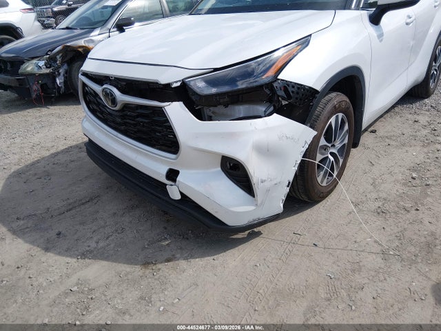 Toyota Highlander Xle 2023 5TDKDRAH8PS519309 Image 20
