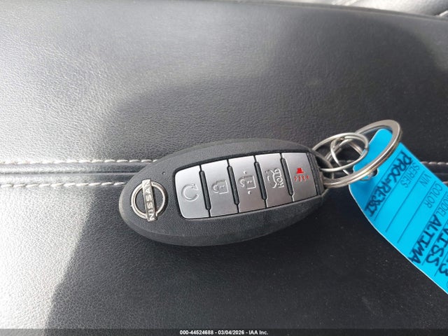 1N4BL4EVXPN399305 Nissan Altima Sl Fwd