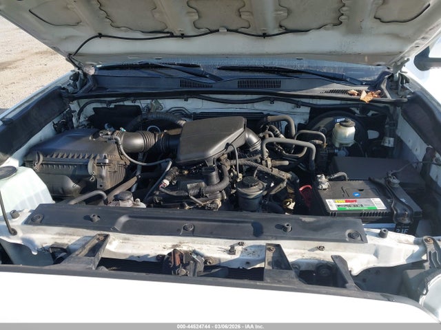 5TFAX5GN7GX056694 Toyota Tacoma Sr5