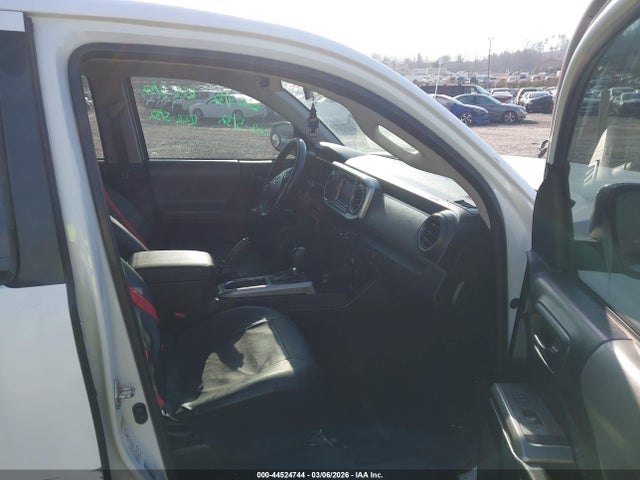 5TFAX5GN7GX056694 Toyota Tacoma Sr5