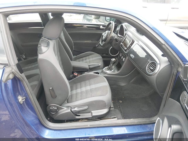 44524780 :رقم المزاد ، 3VWVT7AT6DM692389 vin ، 2013 Volkswagen Beetle 2.0t Turbo مزاد بيع