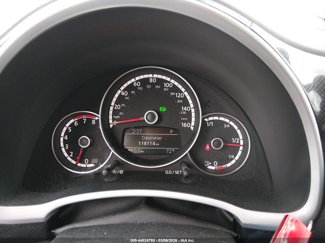 44524780 :رقم المزاد ، 3VWVT7AT6DM692389 vin ، 2013 Volkswagen Beetle 2.0t Turbo مزاد بيع
